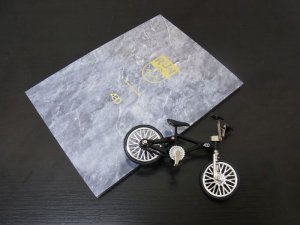 画像1: *[SALE] 430 RUN DVD (1)