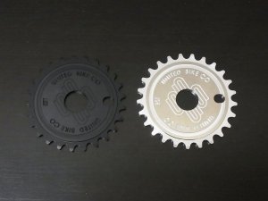 画像1: *United Supreme SCD Sprocket 25T (1)