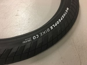 画像1: WeThePeople Overbite Tire (1)