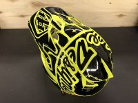 画像2: [SALE] Troy Lee D3 Fiber Lite Helmet (Factory Flo Yellow)