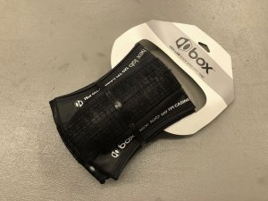画像1: *Box Hex Lab Race Tire [kevlar] (1)