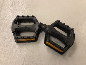 画像1: *Wellgo LU968 Mini Plastic Pedal (1)