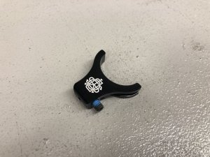 画像1: Odyssey  Evo 2.5 CNC Cable Hanger (1)