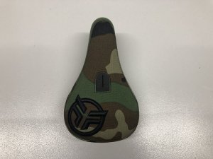 画像2: *Federal Logo Mid Pivotal Seat (Camo/Black) (2)