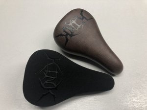 画像1: *Kink Solace2 Stealth Pivotal Seat [Hamlin] (1)