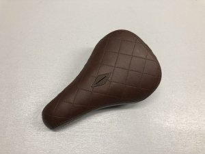 画像5: Kink Splendor Pivotal Seat (5)