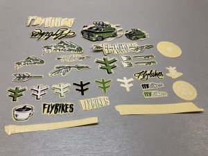画像1: *Fly Sticker Pack [2020 Black/White/Green] (1)