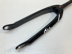 画像1: *[24"Cruiser] Box X5 Carbon Fork [24"/20mm/1-1/8"-1.5" W/Stem Lock] (1)