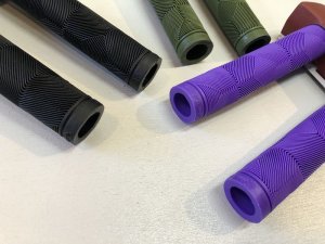 画像3: *Animal Edwin Delarosa Grip V2 [Flange Less/165mm] (3)