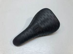 画像2: *Cult All Over Print Pivotal Seat (2)