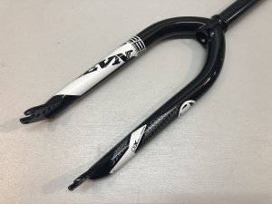 画像4: *Elevn 7.0 Pro Light Fork [10mm]　 (4)