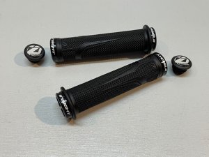 画像2: *Insight C.O.G.S. Grip [Lock-On] (2)