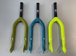 画像1: *[SALE] Odyssey Dirt Classic Fork [14mm] (1)