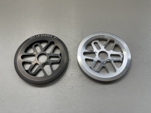 画像1: *Odyssey MDS2 LA Guardia Sprocket 28T (1)