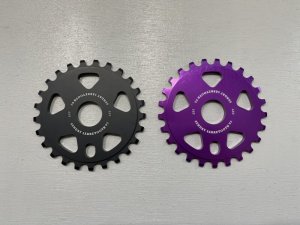 画像1: *Sunday Sabretooth V2 Sprocket 25T (1)