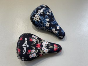 画像1: *Demolition Hucker Hawaiian Seat [Tripod] (1)