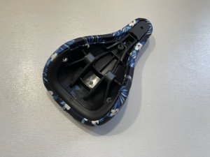 画像8: *Demolition Hucker Hawaiian Seat [Tripod] (8)