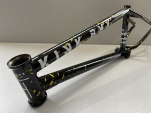 画像1: *[SALE] Kink Solace III Frame (Black/Gold Splash) (1)
