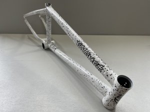 画像2: Volume Vessel Frame V3 [20.75"TT] White/Black Splatter (2)