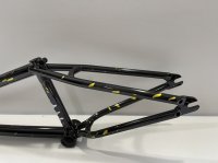 画像3: [SALE] Kink Solace III Frame [20.5"TT] Black/Gold Splash