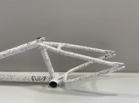 画像3: Volume Vessel Frame V3 [20.75"TT] White/Black Splatter