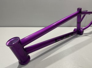 画像1: TNB Lynx Frame [18.9"TT] Candy Purple (1)