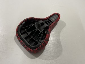 画像7: *Subrosa Thrashed Pivotal Mid Seat (7)