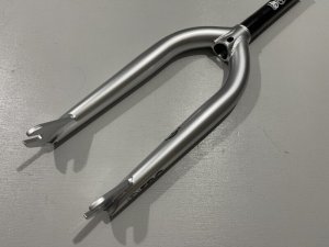 画像1: *Fit Shiv V3 Fork [25mm] (1)