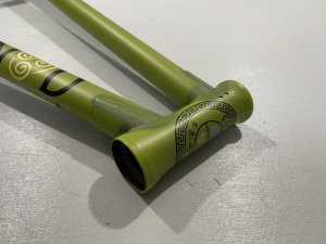 画像3: *Fiend Raekes Frame [20.6"TT] Trans Earth Green (3)