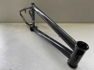 画像2: *Kink The Tocco Frame [21"TT] Metallic Black (2)