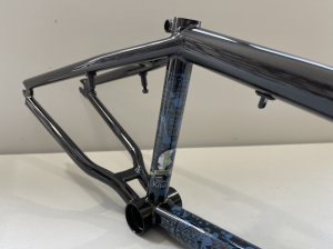 画像4: *Kink The Tocco Frame [21"TT] Metallic Black (4)