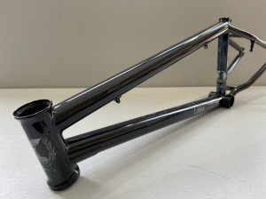 画像1: [SALE] Kink The Tocco Frame [21"TT] Metallic Black (1)