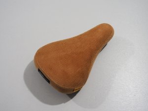 画像7: *Kink Williams Thick Seat [Stealth Pivotal] (7)