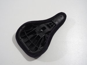 画像5: *Kink Williams Thick Seat [Stealth Pivotal] (5)