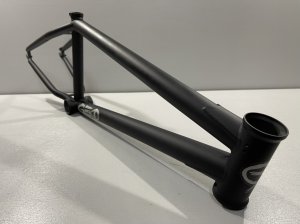 画像2: *Fly Geo Frame [20.7"TT] Flat Black (2)