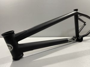 画像1: *Fly Geo Frame [20.7"TT] Flat Black (1)