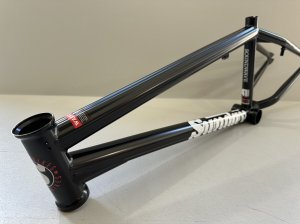 画像1: *Sunday Soundwave V3 Frame [20.5"TT] Black/White Logo (1)