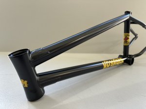 画像1: Volume Voyager V2 Frame [20.75"TT] ED Black (1)