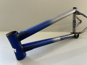 画像1: Volume Voyager V2 Frame [20.75"TT] Flat Blue/Raw (1)