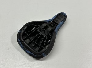 画像4: *Kink Chinaski 2 Stealth Pivotal Seat (4)