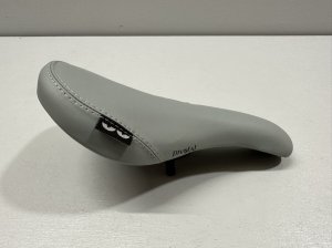 画像6: *Eclat Void Pivotal Seat (6)