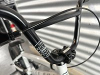 画像1: [KIDS] 2023 Kink Carve 16 [16"Wheel] Gloss Digital White