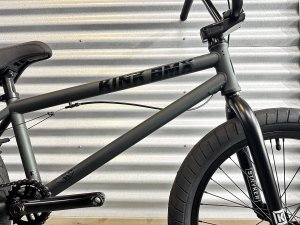 画像3: 2023 Kink Whip [20.5"TT] Matt Moss Black (3)