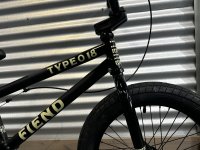 画像2: Fiend Type O 18" Bike [18"Wheel] Gloss Black/Grey Fade
