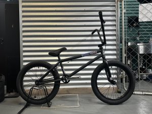 画像1: 2023 Kink Cloud [21"TT] Matt Iridescent Black (1)