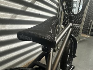 画像4: [KIDS] Subrosa Altus 16 [16"Wheel] Gun Metal Grey (4)