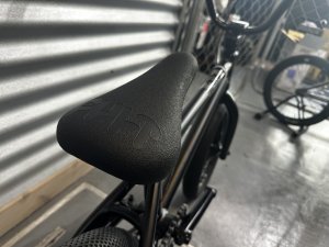 画像4: [KIDS] 2026 Cult Juvenile 16 [16"Wheel] Black (4)