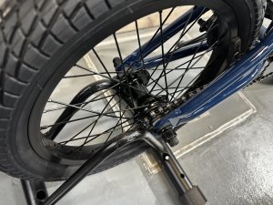 画像5: [KIDS] 2025 Haro Downtown 16 [16"Wheel] Trans Midnight Blue (5)