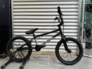 画像1: [KIDS] 2025 Haro Downtown 18 [18"Wheel] Semi Gloss Black (1)