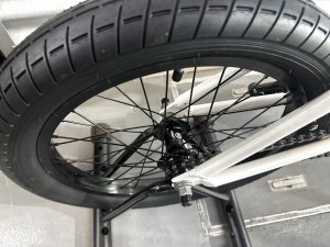 画像5: [KIDS] Kink Kicker 18 [18"Wheel] Glacier White (5)